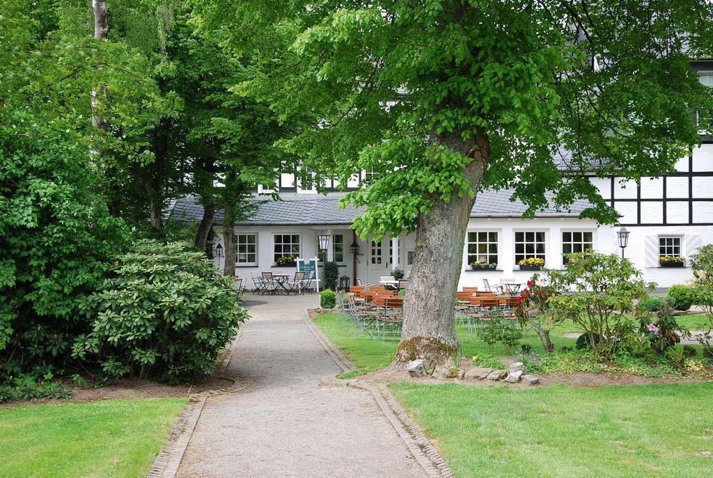 Hotel Waldhaus Foeckinghausen Bestwig Exterior foto